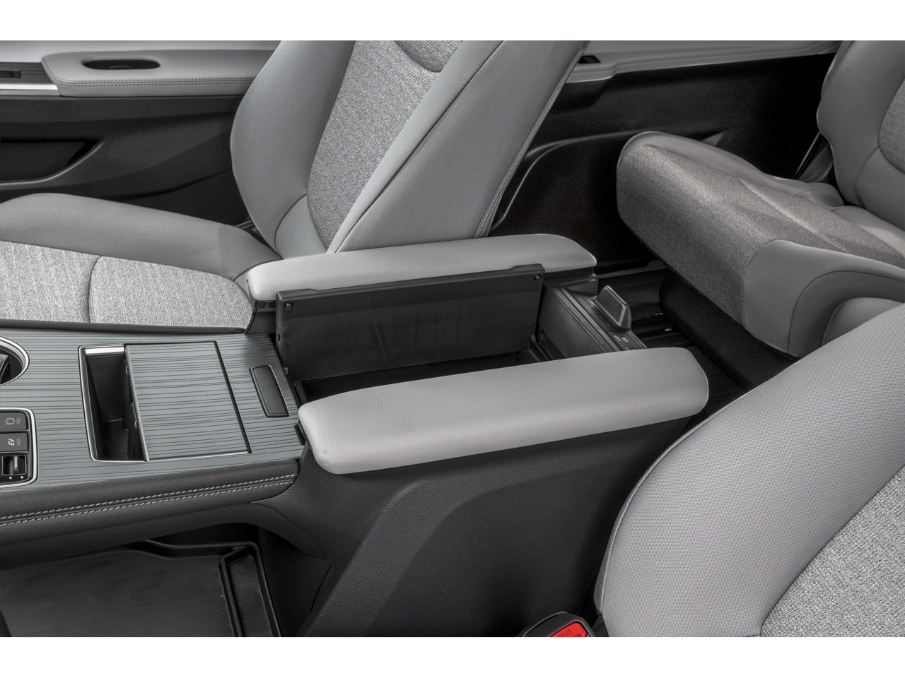 2026 Toyota Sienna LE 8 Passenger