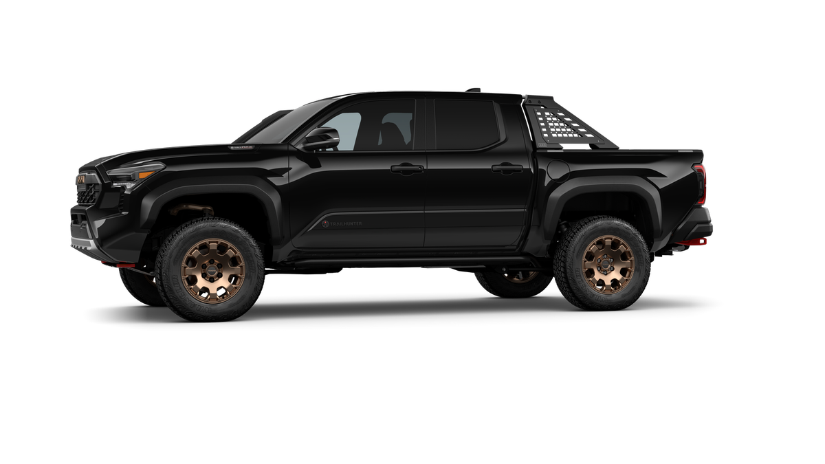 2025 Toyota Tacoma i-FORCE MAX Tacoma Trailhunter