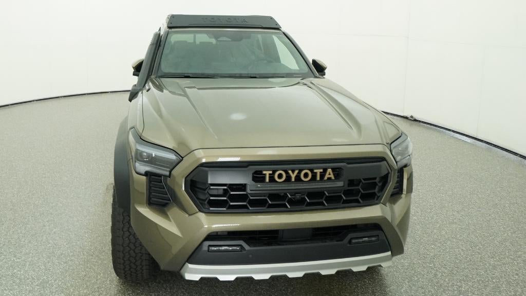 2026 Toyota Tacoma i-FORCE MAX Tacoma Trailhunter