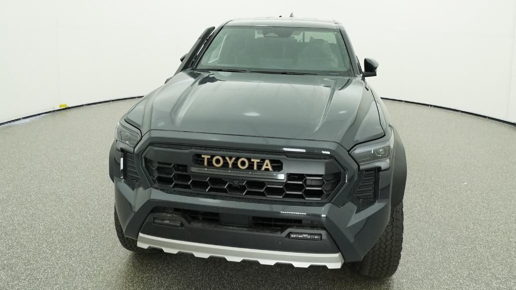 2026 Toyota Tacoma i-FORCE MAX Tacoma Trailhunter