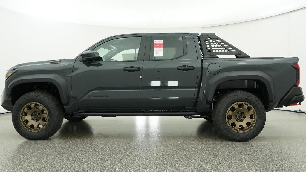 2026 Toyota Tacoma i-FORCE MAX Tacoma Trailhunter
