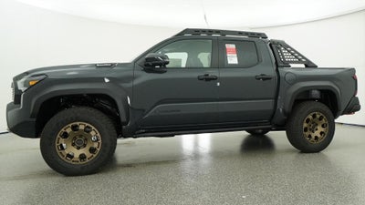 2026 Toyota Tacoma i-FORCE MAX Tacoma Trailhunter