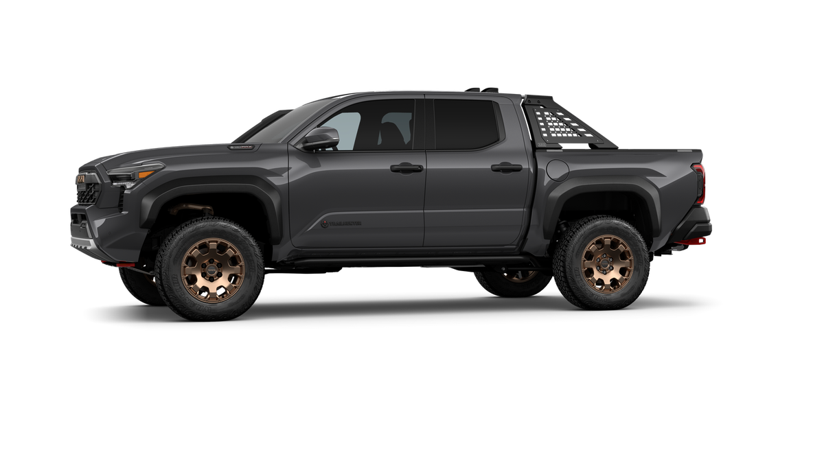 2026 Toyota Tacoma i-FORCE MAX Tacoma Trailhunter