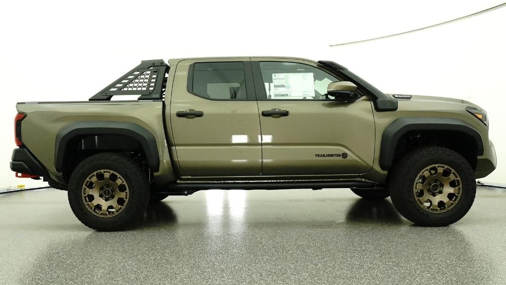 2026 Toyota Tacoma i-FORCE MAX Tacoma Trailhunter