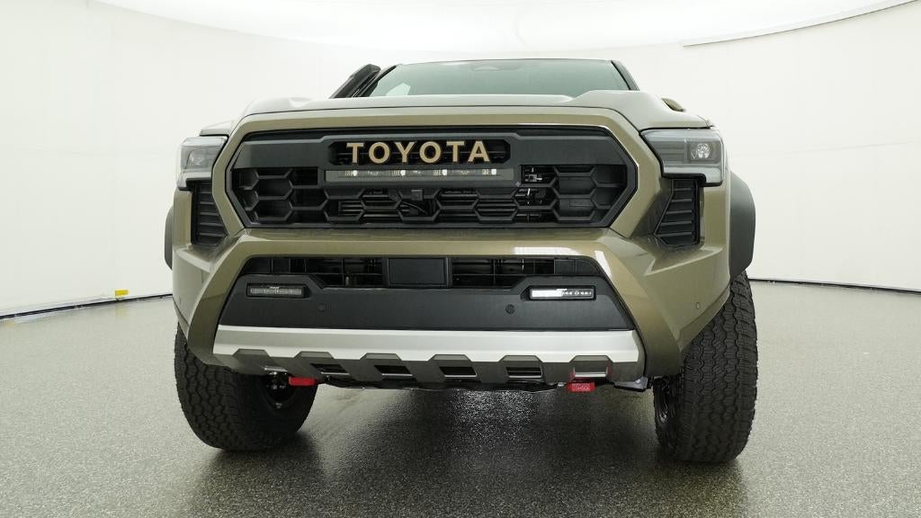 2026 Toyota Tacoma i-FORCE MAX Tacoma Trailhunter