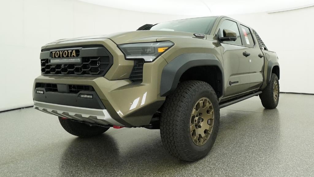 2026 Toyota Tacoma i-FORCE MAX Tacoma Trailhunter