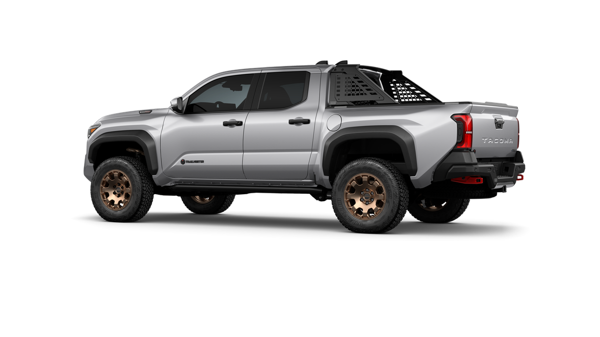 2026 Toyota Tacoma i-FORCE MAX Tacoma Trailhunter
