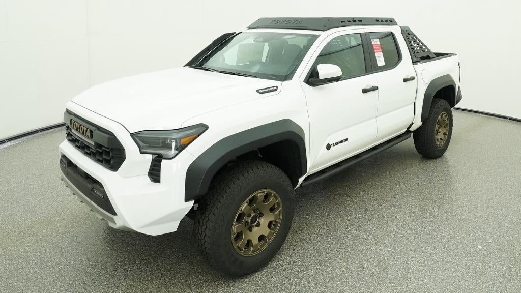 2026 Toyota Tacoma i-FORCE MAX Tacoma Trailhunter