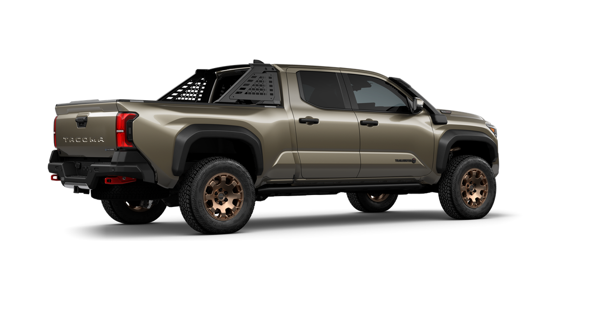 2025 Toyota Tacoma i-FORCE MAX Tacoma Trailhunter