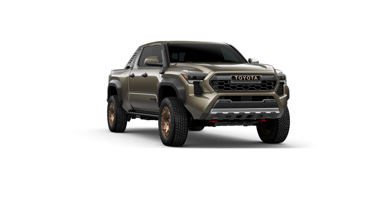 2025 Toyota Tacoma i-FORCE MAX Tacoma Trailhunter
