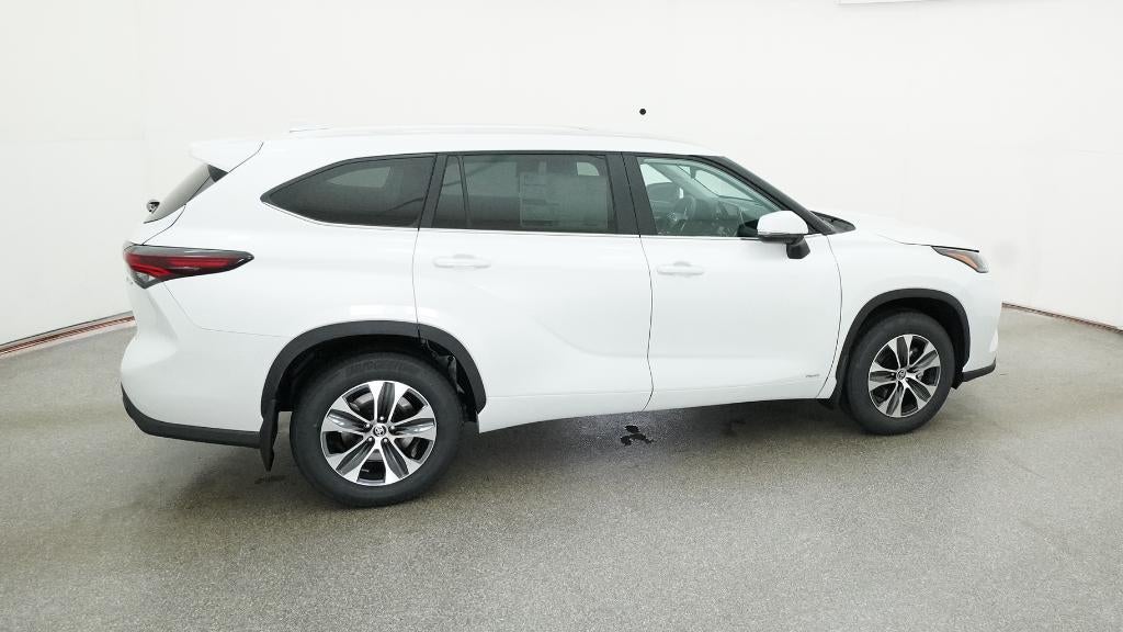 2026 Toyota Highlander Hybrid XLE