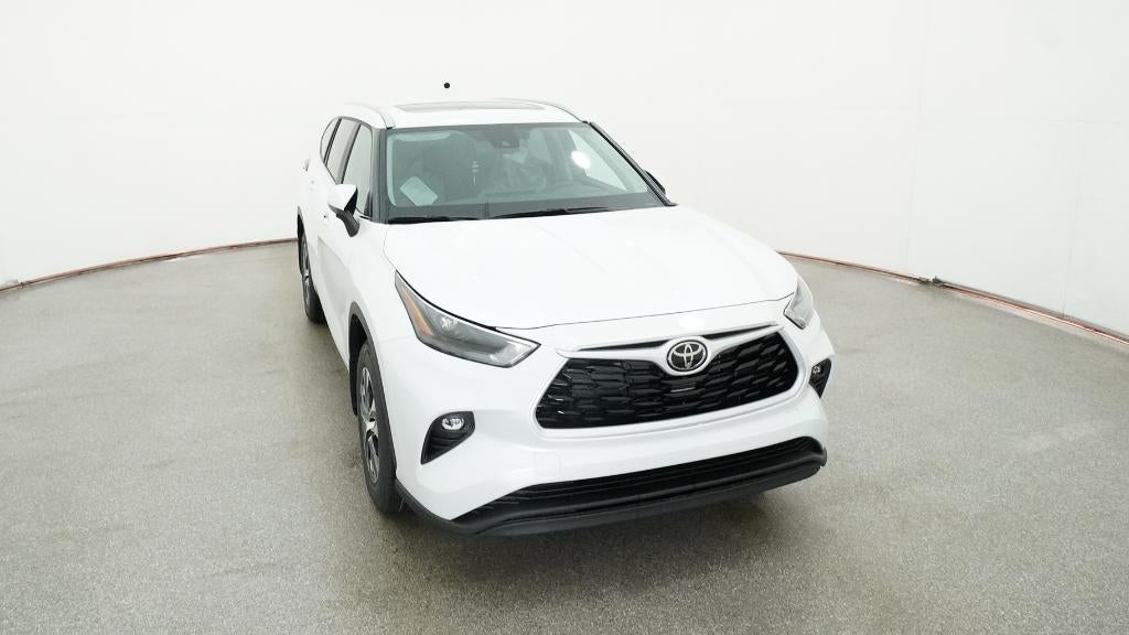 2026 Toyota Highlander Hybrid XLE