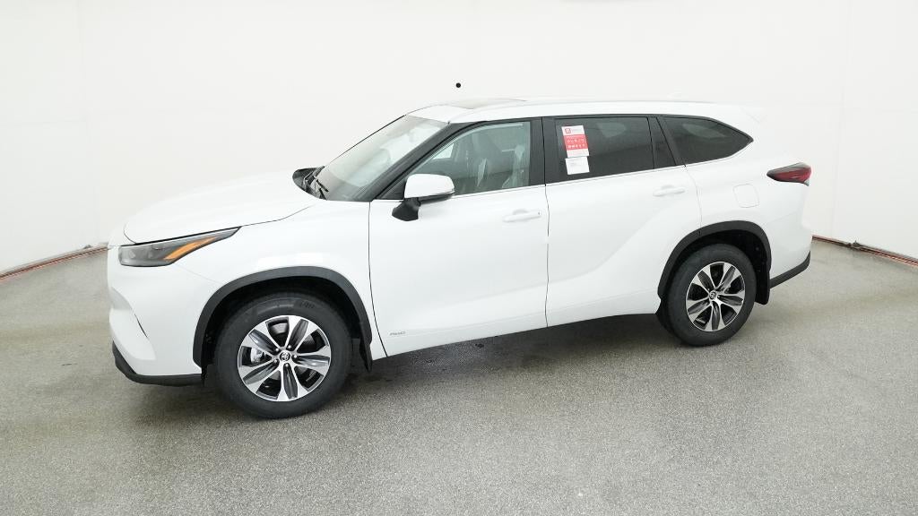 2026 Toyota Highlander Hybrid XLE