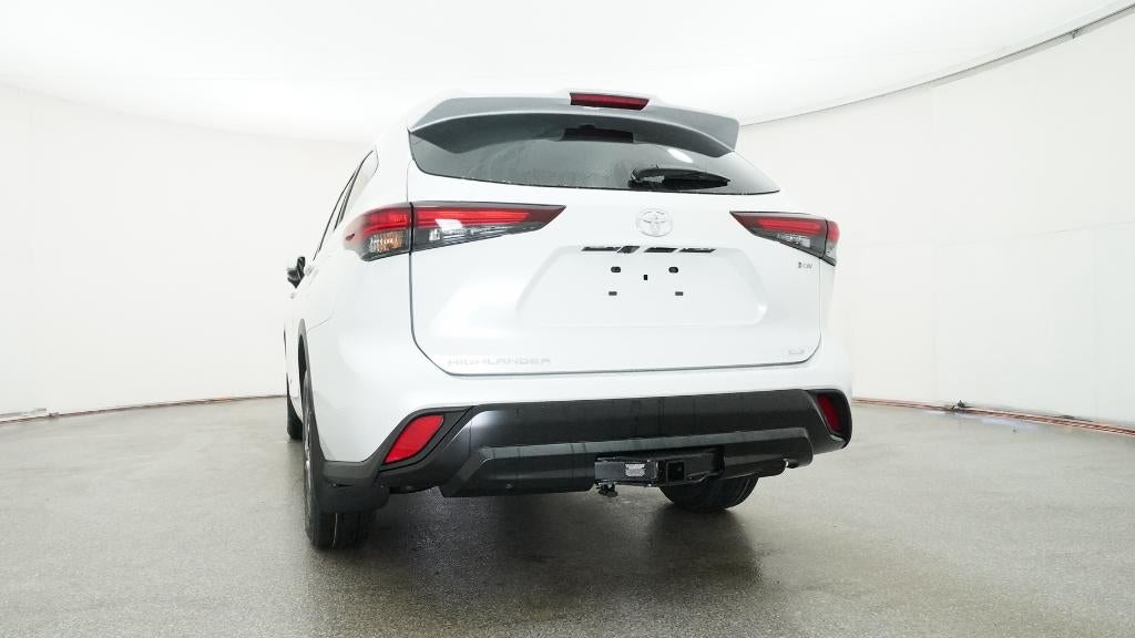 2026 Toyota Highlander Hybrid XLE