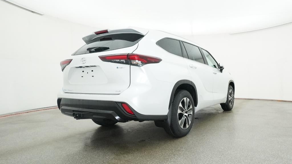 2026 Toyota Highlander Hybrid XLE