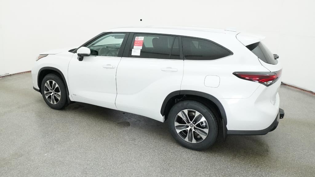 2026 Toyota Highlander Hybrid XLE