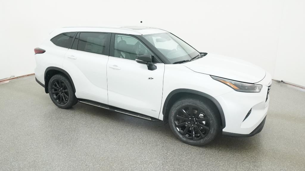 2026 Toyota Highlander Hybrid XLE