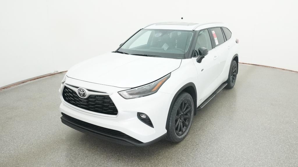 2026 Toyota Highlander Hybrid XLE