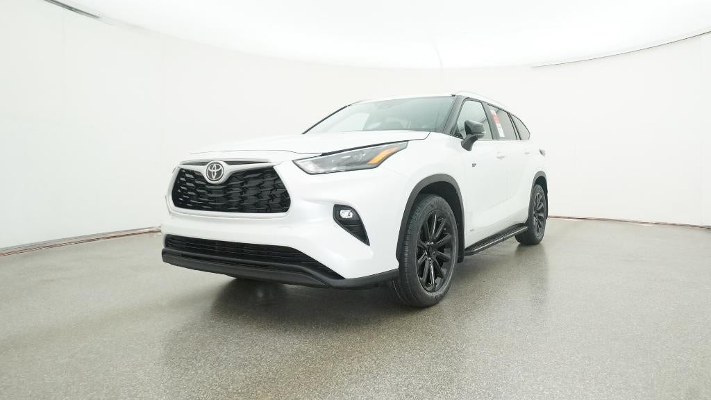 2026 Toyota Highlander Hybrid XLE