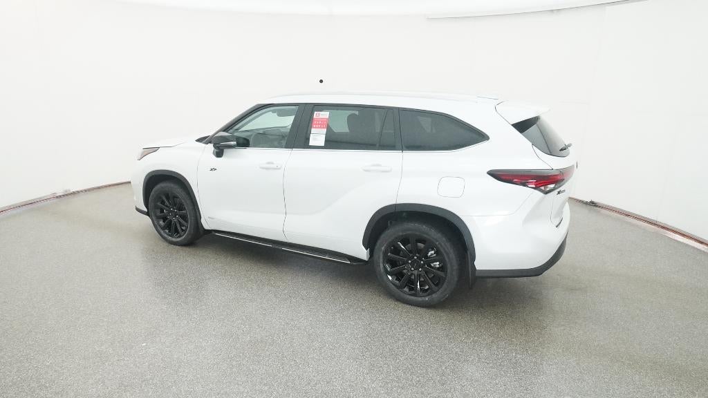 2026 Toyota Highlander Hybrid XLE