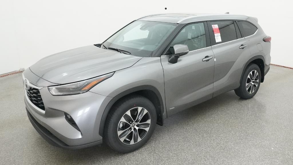 2026 Toyota Highlander Hybrid XLE