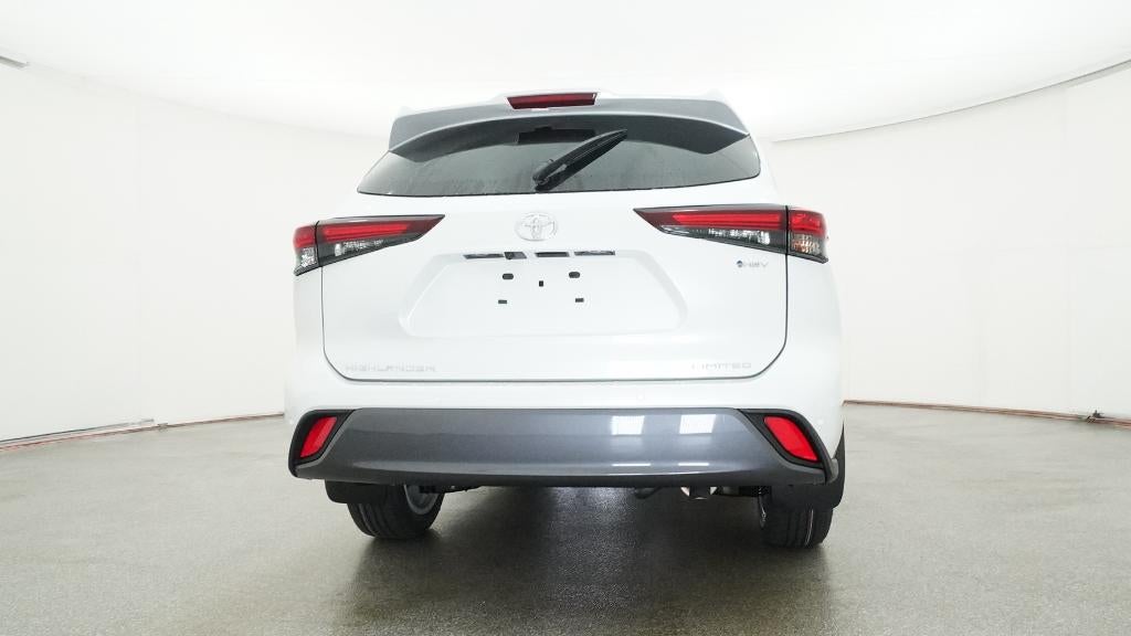 2026 Toyota Highlander Hybrid Limited