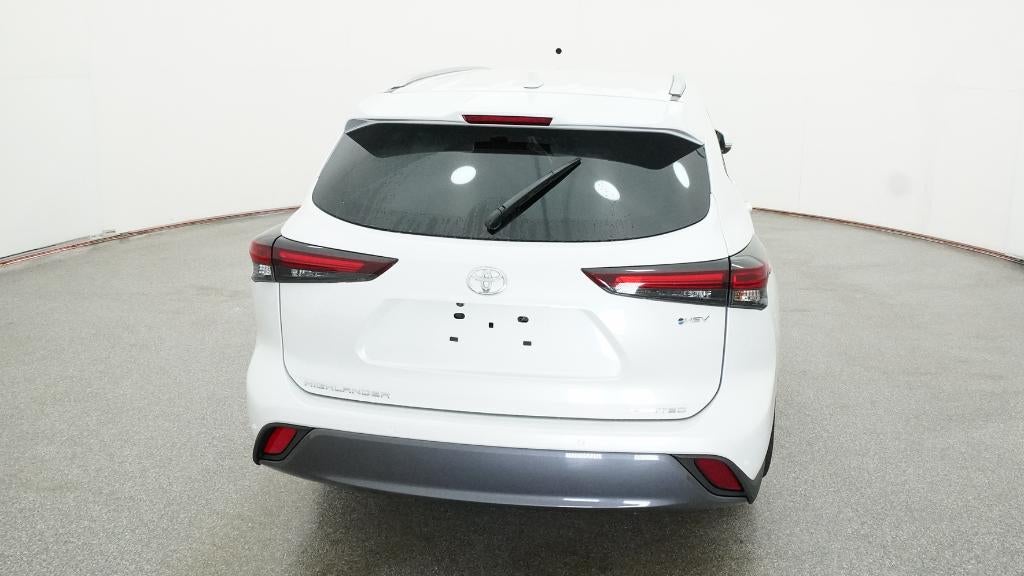 2026 Toyota Highlander Hybrid Limited