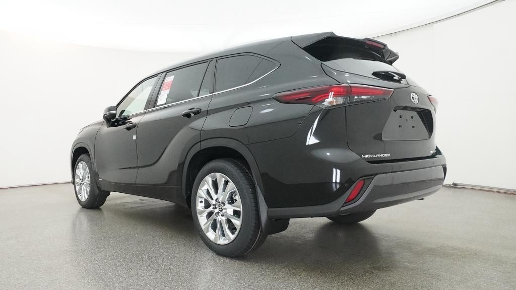2026 Toyota Highlander Hybrid Limited