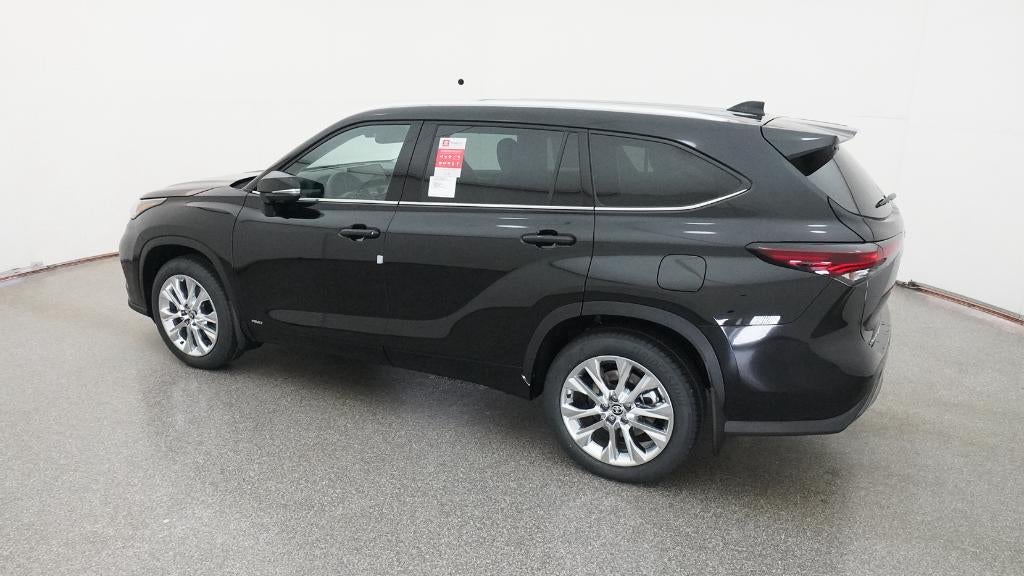 2026 Toyota Highlander Hybrid Limited