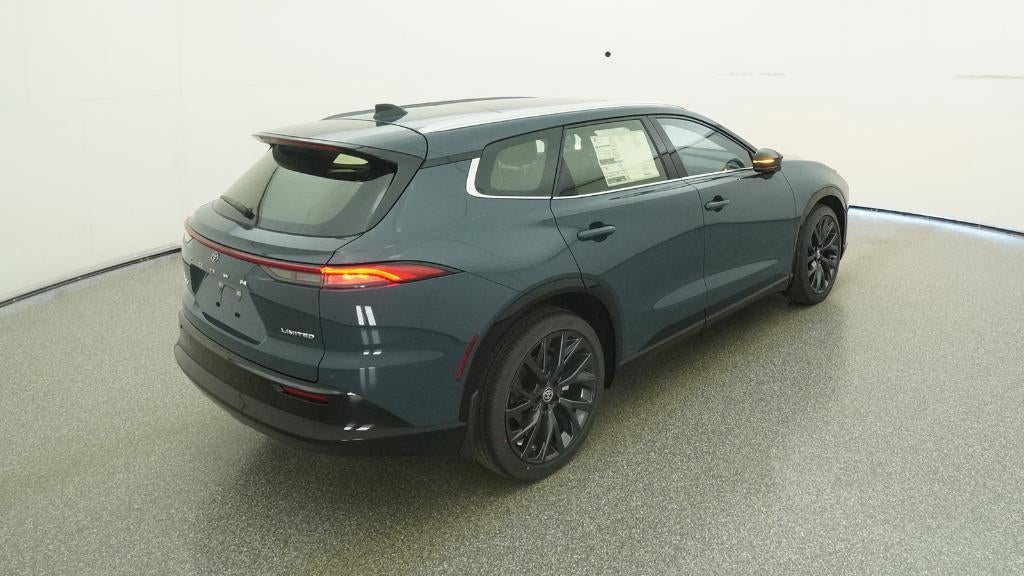 2026 Toyota Toyota Crown Signia Limited