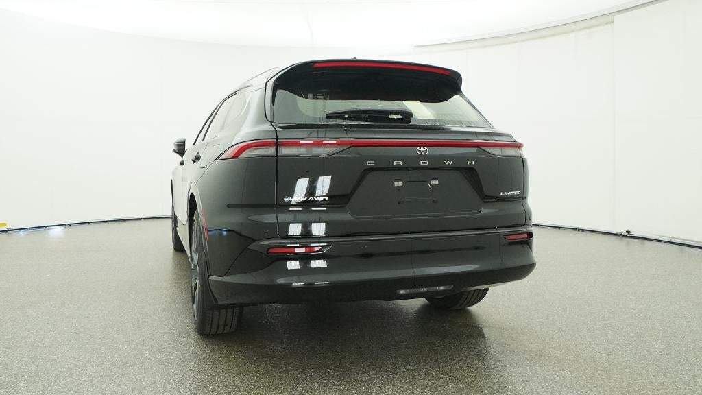 2026 Toyota Toyota Crown Signia Limited