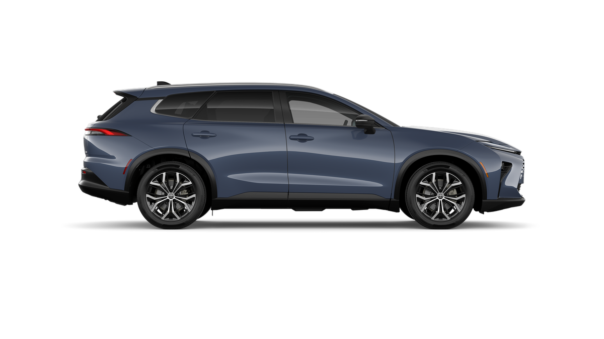 2026 Toyota Crown Signia XLE