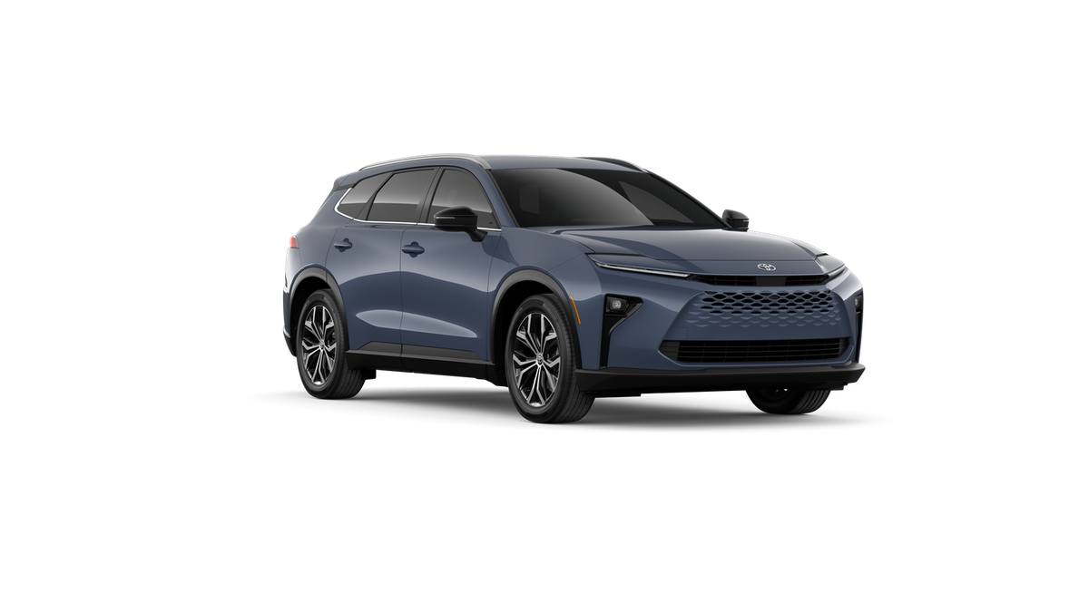 2026 Toyota Crown Signia XLE