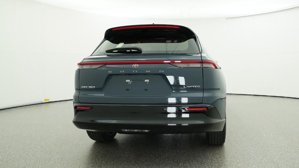 2026 Toyota Toyota Crown Signia Limited