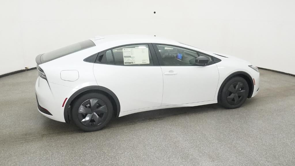 2025 Toyota Prius Plug-in Hybrid SE