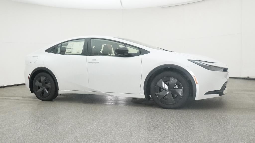 2025 Toyota Prius Plug-in Hybrid SE
