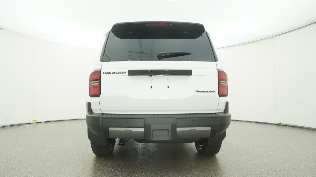 2026 Toyota Land Cruiser 4WD (Natl)