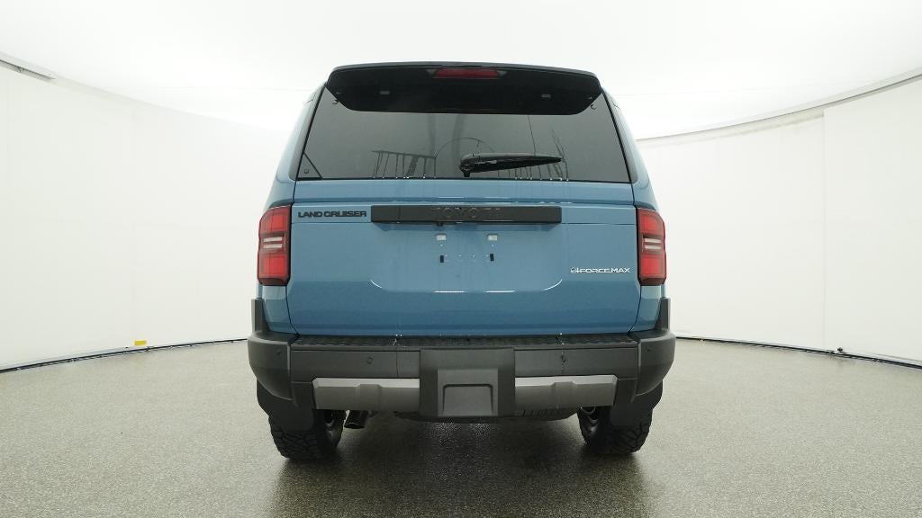 2026 Toyota Land Cruiser 4WD (Natl)