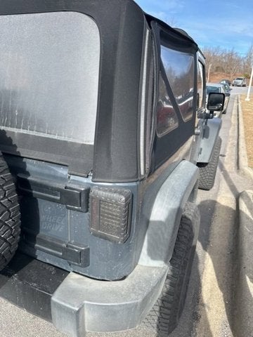 2017 Jeep Wrangler Willys Wheeler