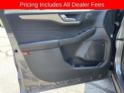 2022 Ford Escape Titanium
