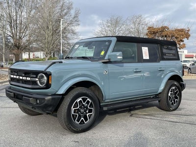 2023 Ford Bronco Outer Banks