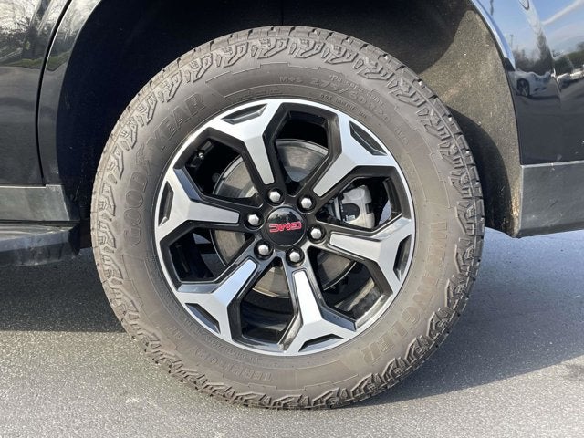 2025 GMC Yukon AT4