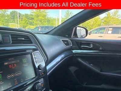 2019 Nissan Maxima SR