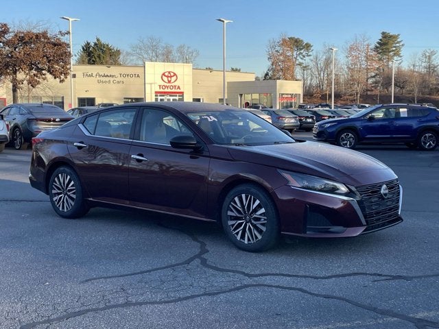 2024 Nissan Altima 2.5 SV