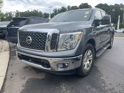 2017 Nissan Titan SV