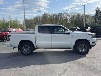 2025 Nissan Frontier SV