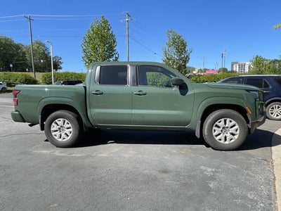 2022 Nissan Frontier SV