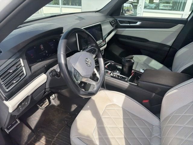 2024 Volkswagen Atlas Cross Sport 2.0T SEL Premium R-Line