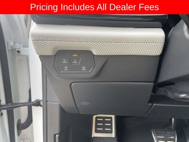 2024 Volkswagen Atlas Cross Sport 2.0T SEL Premium R-Line