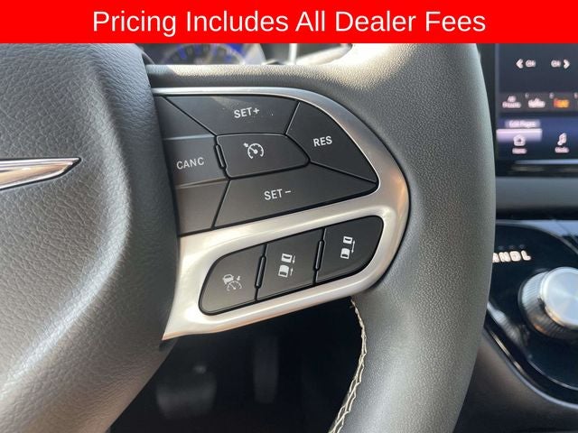 2025 Chrysler Pacifica Select